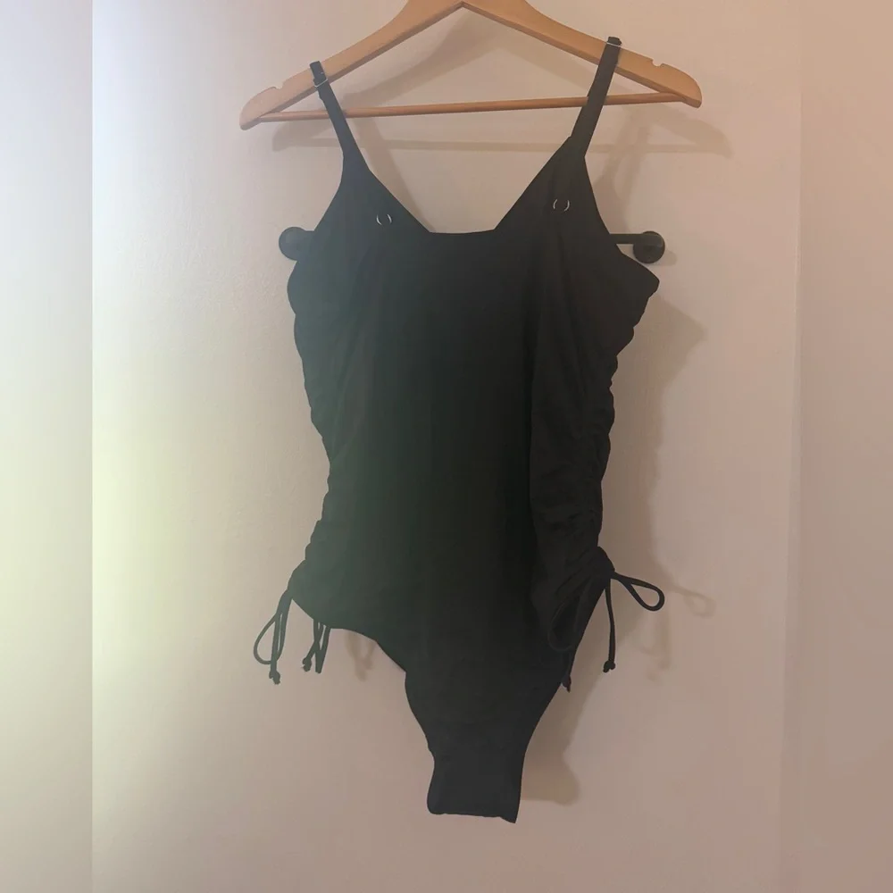 H&M Maternity Black One Piece Swimsuit - Picture 5 of 5